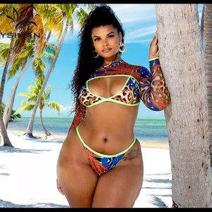 Wild side 3 piece bathing suit ( Plus size )